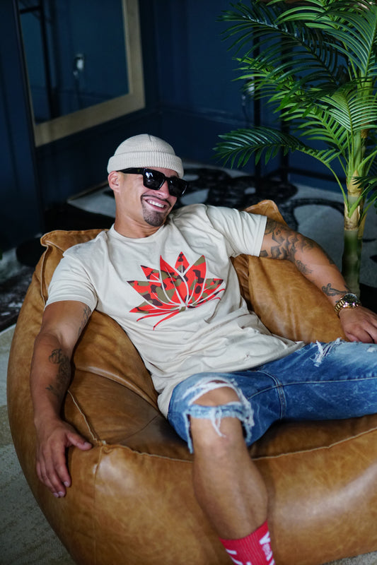 Camo Lotus Flower Vībz Tee