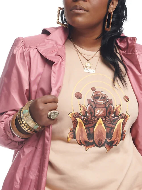 Meditating Astro Crewneck : Sand Dune